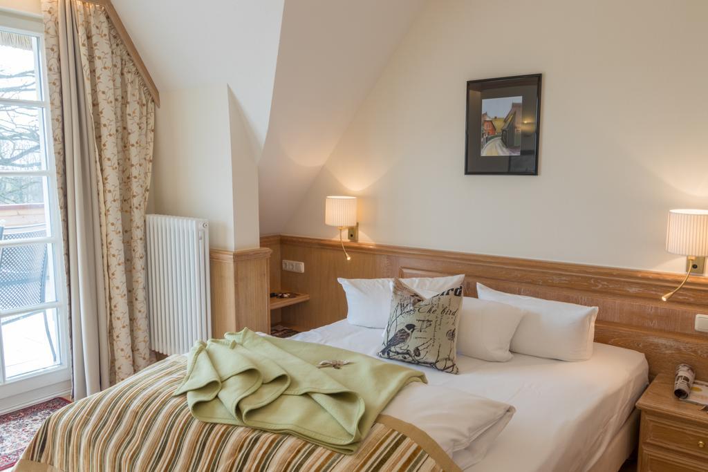 Romantik Hotel Fischerwiege Ahrenshoop Esterno foto